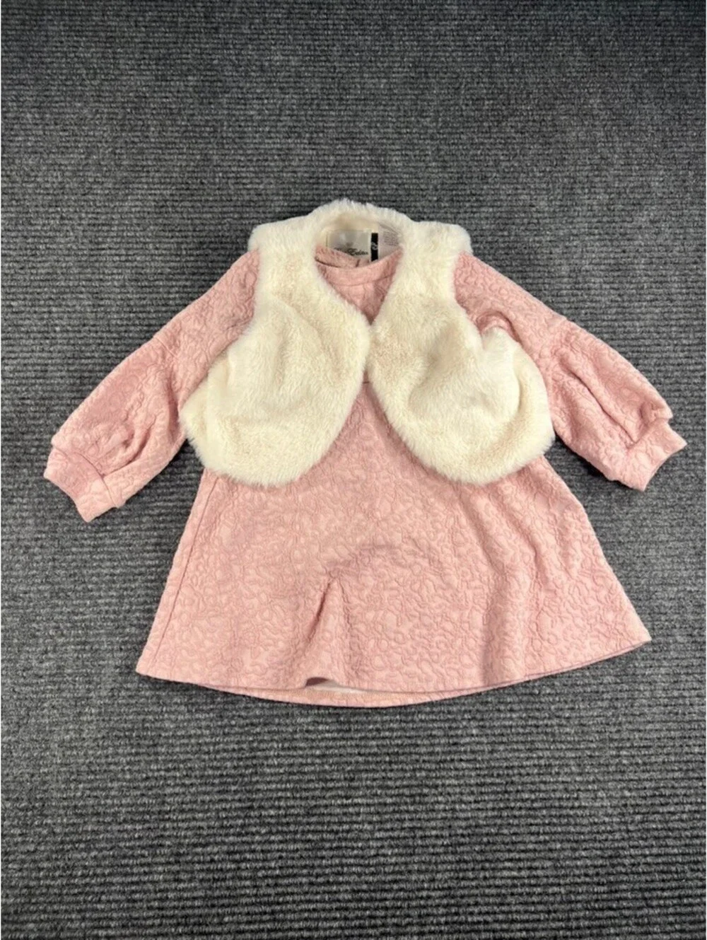 Rare Editions Girls 2T Dusty Pink Long Sleeve Dress with Cream Faux Fur Vest